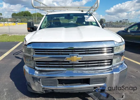 2015 Chevrolet Silverado 2500Hd Wt из США, поврежденный, VIN 1GB2CUEGXFZ511799